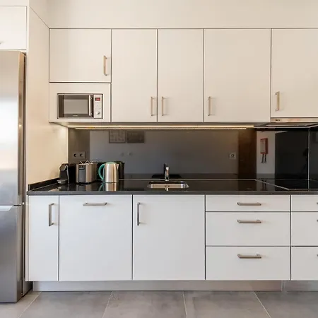 Guestready - Apple Hideaway With Sea Views דירה קולארס