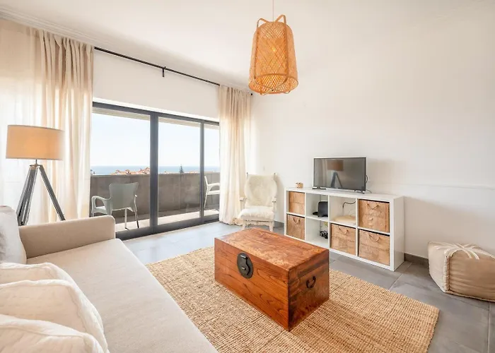 Daire Guestready - Apple Hideaway With Sea Views
