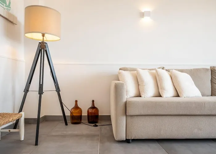Daire Guestready - Apple Hideaway With Sea Views *