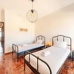Guestready - Apple Hideaway With Sea Views Коларес